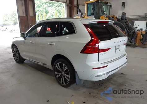 2023 Volvo Xc60 B6 Ultimate Bright Theme from USA, damaged, VIN YV4062RA1P1273892